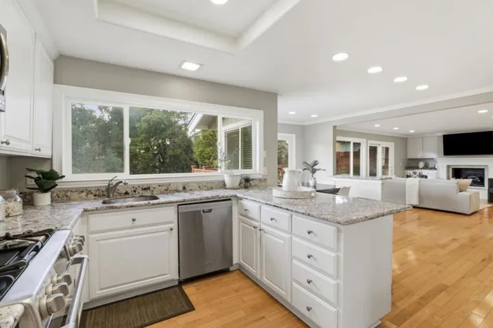 7111 Wooded Lake Drive, San Jose, California 95120