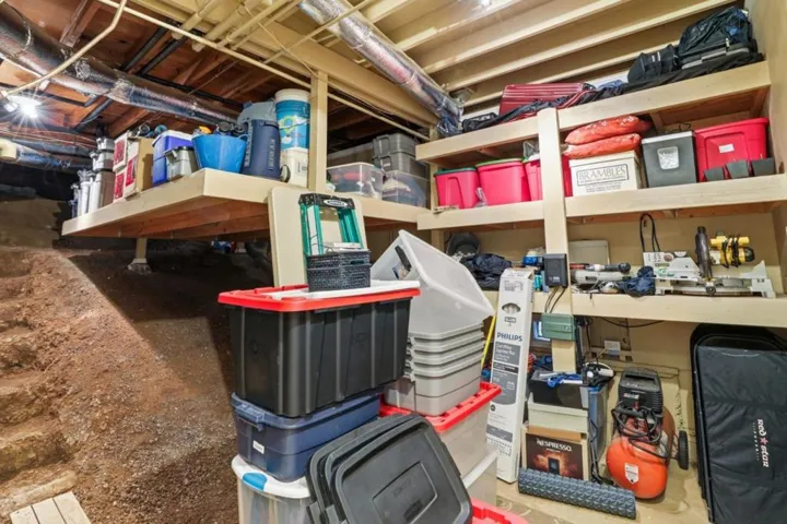 7111 Wooded Lake Drive, San Jose, California 95120