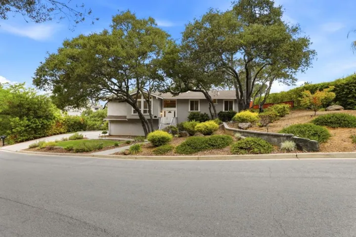 7111 Wooded Lake Drive, San Jose, California 95120