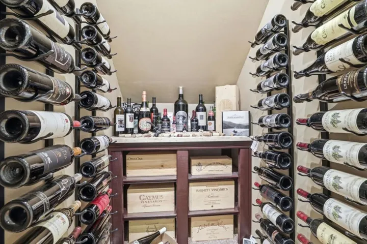 7111 Wooded Lake Drive, San Jose, California 95120
