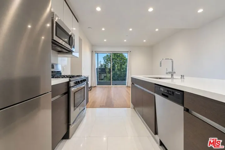 7857 W Manchester Avenue 110, Playa Del Rey, California 90293 — photo 5