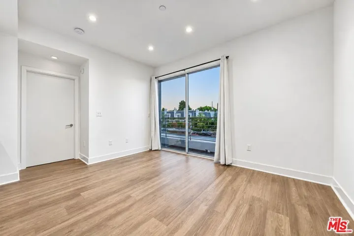 7857 W Manchester Avenue 110, Playa Del Rey, California 90293 — photo 4