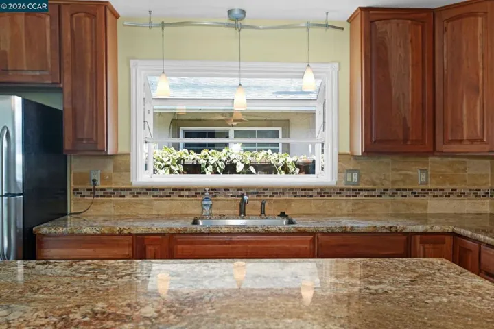 2412 Desrys Blvd., Antioch, California 94509