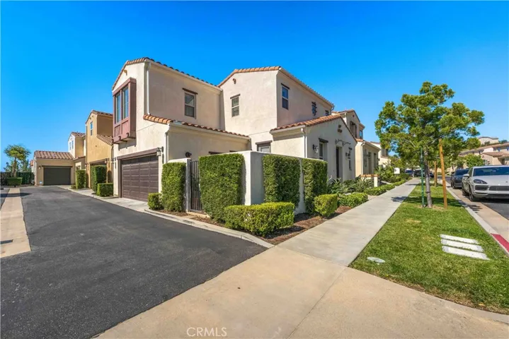 20276 Pienza, Porter Ranch, California 91326