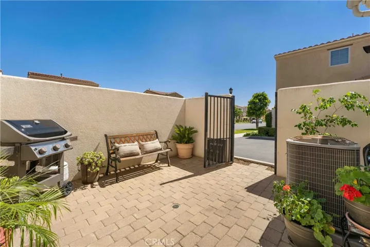 20276 Pienza, Porter Ranch, California 91326