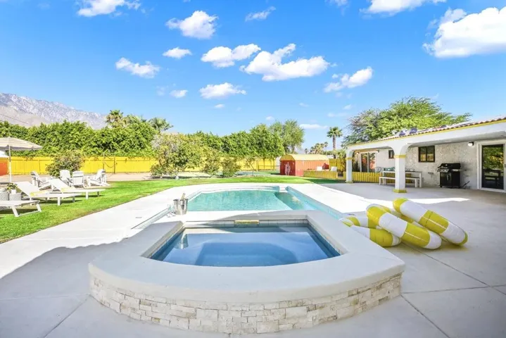 50 POOL MLS 4