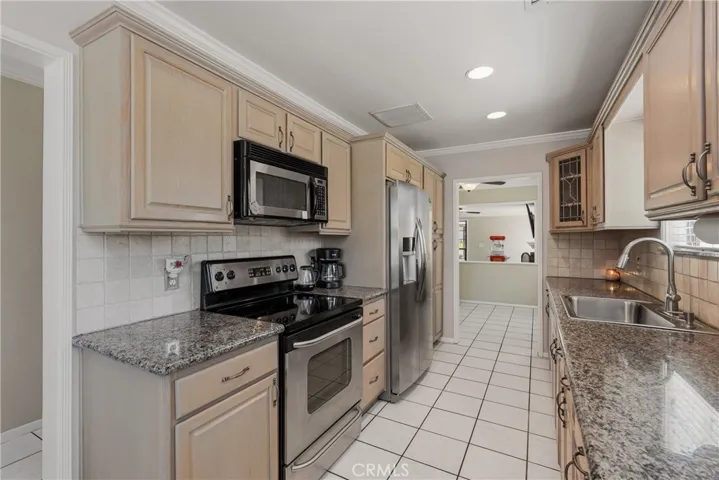 3719 Tahoe Court, Riverside, California 92506