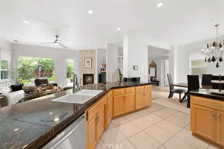 4220 La Posada, San Luis Obispo, California 93401