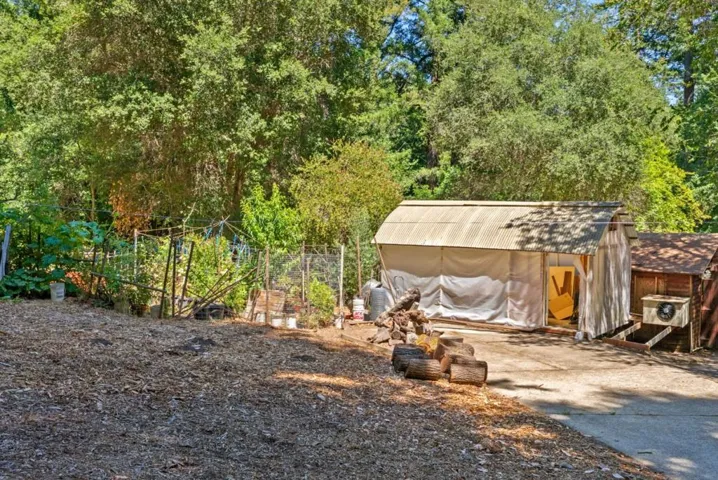 260 Overlook Drive, Boulder Creek, California 95006