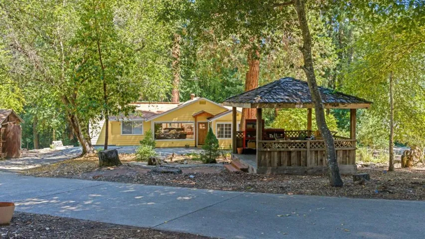 260 Overlook Drive, Boulder Creek, California 95006
