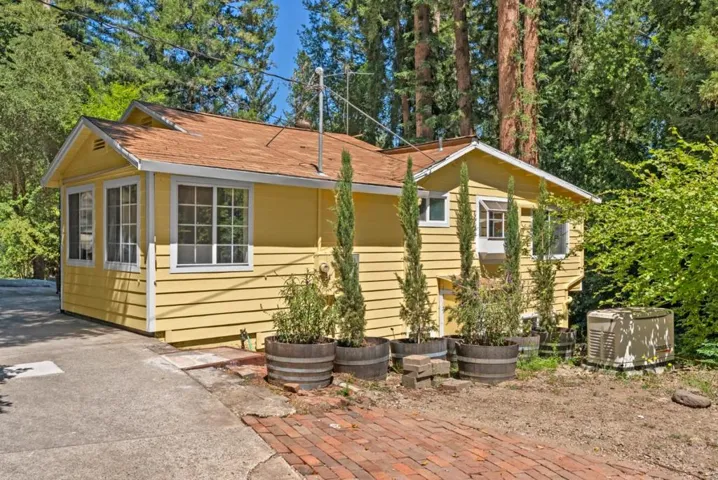 260 Overlook Drive, Boulder Creek, California 95006