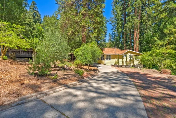 260 Overlook Drive, Boulder Creek, California 95006