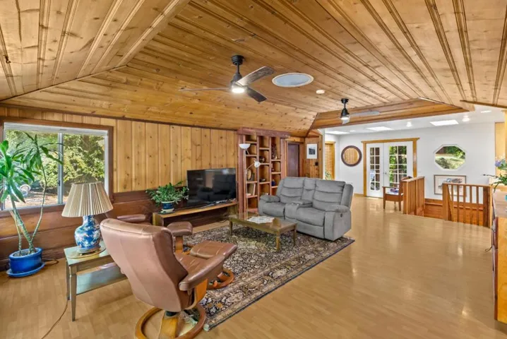 260 Overlook Drive, Boulder Creek, California 95006