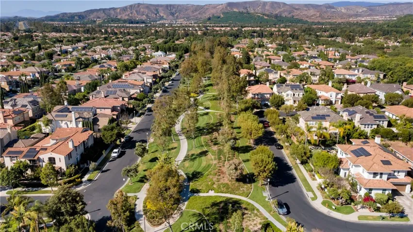 Lots of parks and greenbelts for walking
