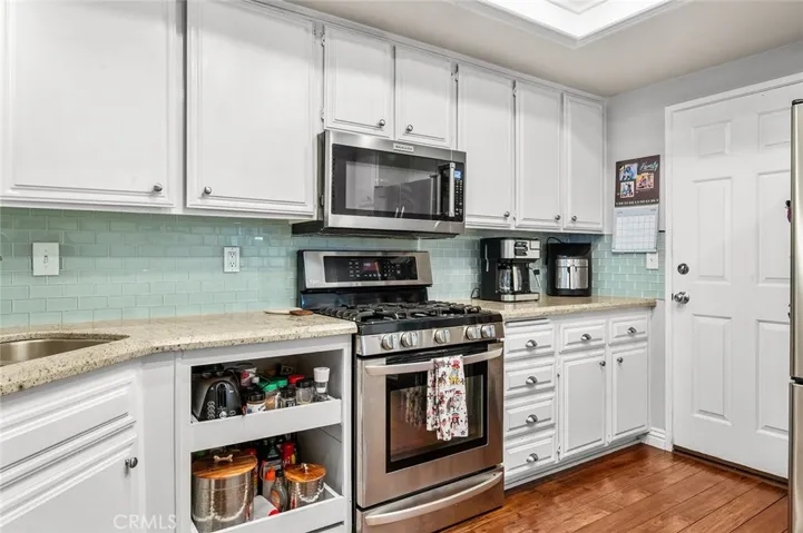 738 Lander, Claremont, California 91711