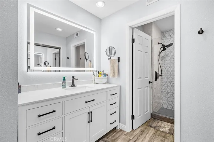 738 Lander, Claremont, California 91711