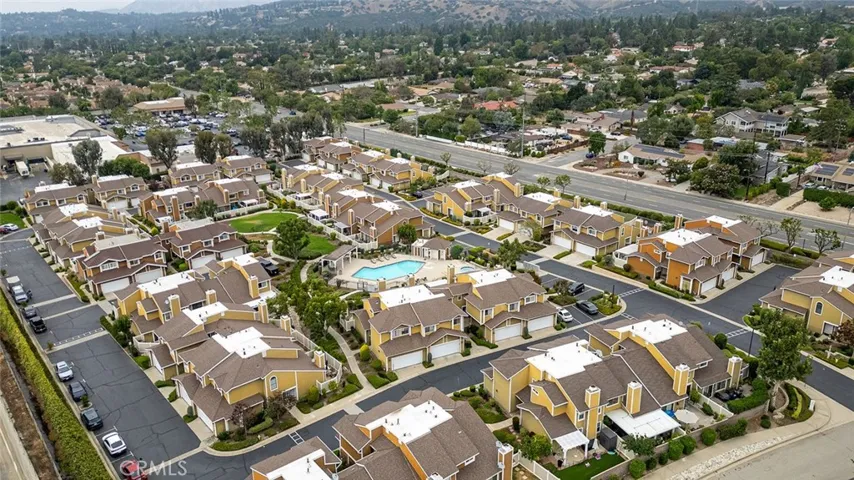 738 Lander, Claremont, California 91711
