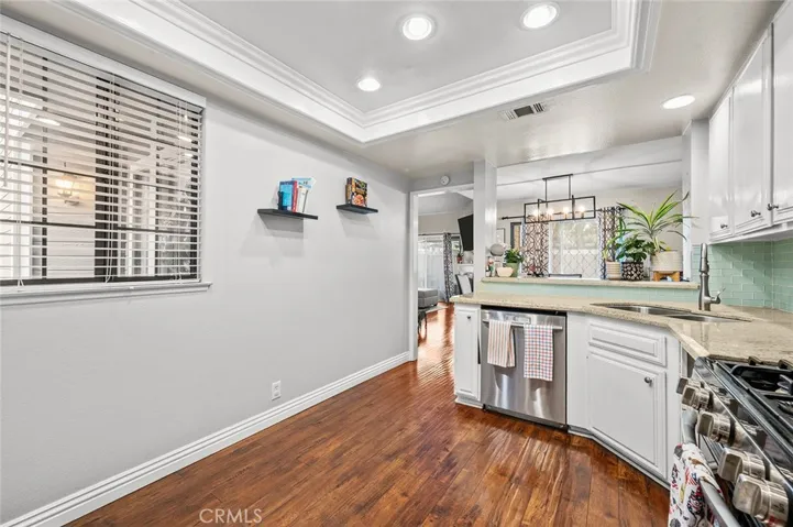 738 Lander, Claremont, California 91711