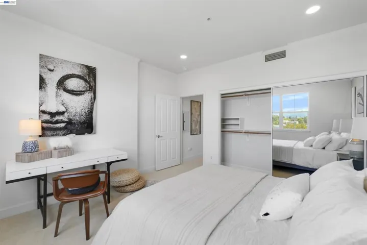 20488 Stevens Creek Blvd 2302, Cupertino, California 95014
