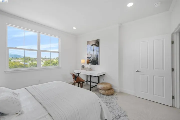 20488 Stevens Creek Blvd 2302, Cupertino, California 95014