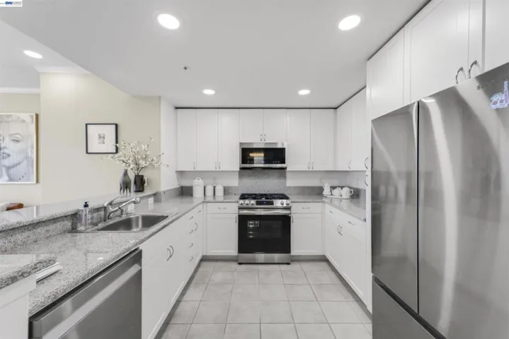 20488 Stevens Creek Blvd 2302, Cupertino, California 95014