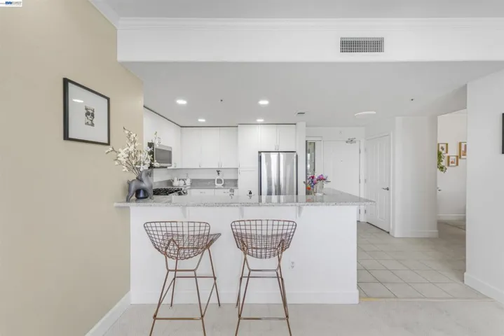 20488 Stevens Creek Blvd 2302, Cupertino, California 95014