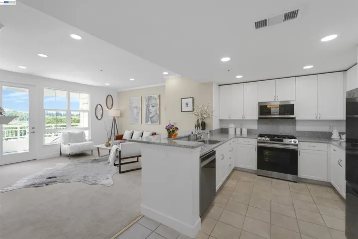 20488 Stevens Creek Blvd 2302, Cupertino, California 95014
