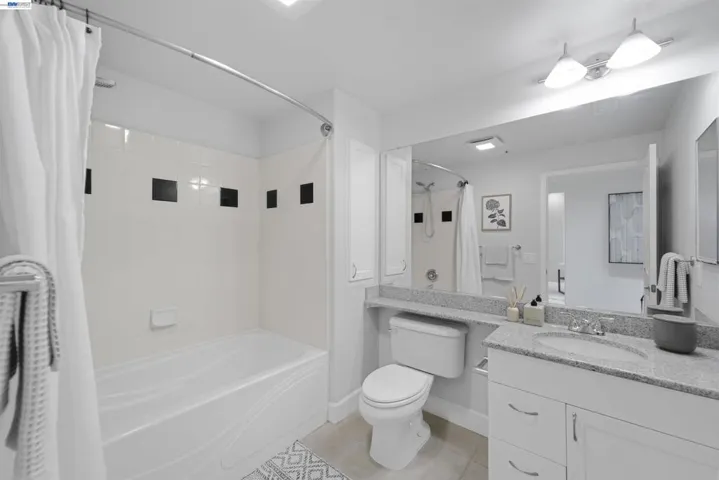 20488 Stevens Creek Blvd 2302, Cupertino, California 95014