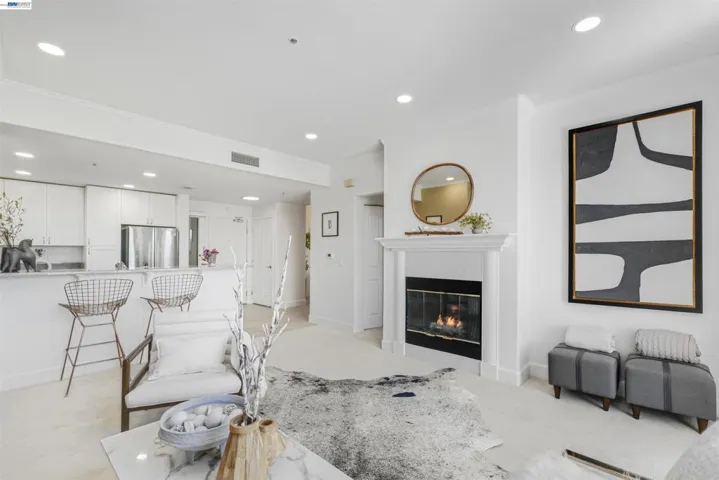20488 Stevens Creek Blvd 2302, Cupertino, California 95014