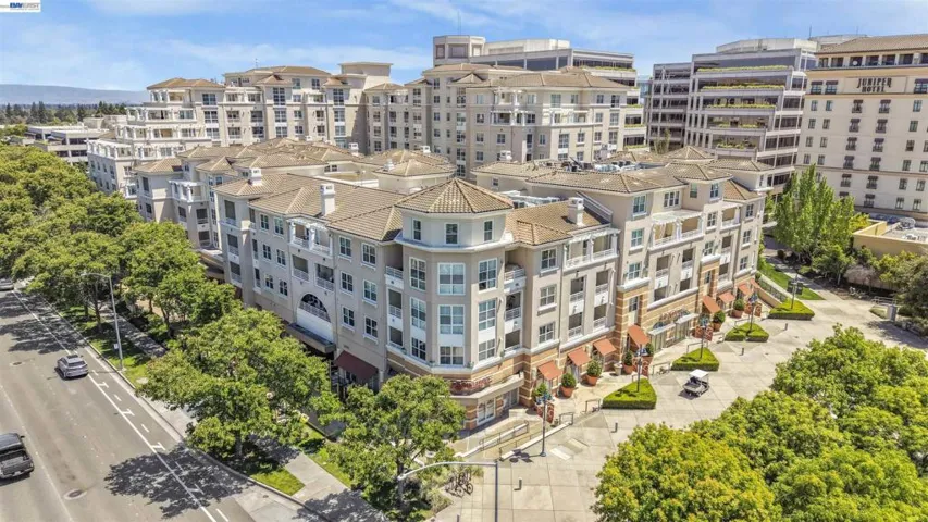 20488 Stevens Creek Blvd 2302, Cupertino, California 95014