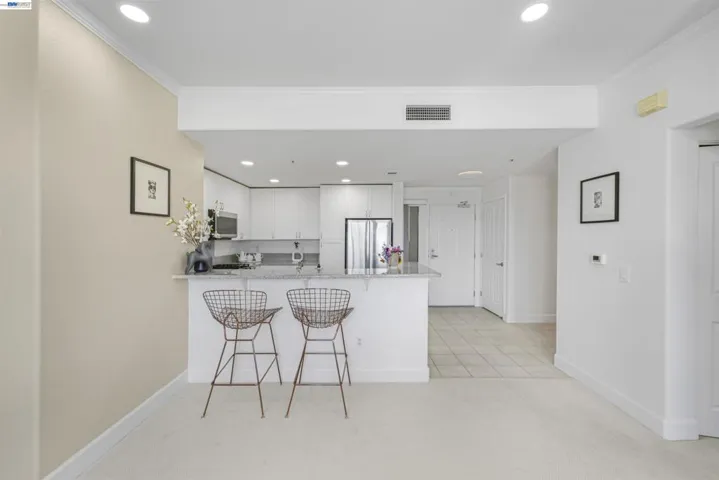 20488 Stevens Creek Blvd 2302, Cupertino, California 95014