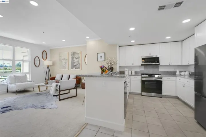 20488 Stevens Creek Blvd 2302, Cupertino, California 95014