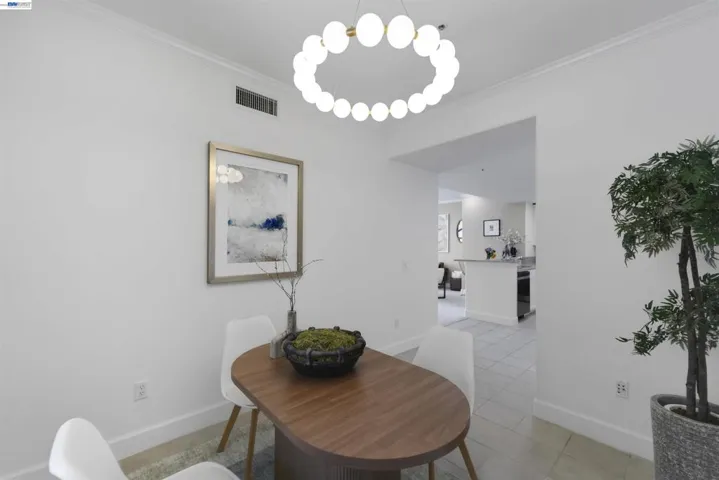 20488 Stevens Creek Blvd 2302, Cupertino, California 95014