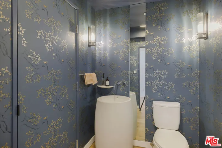 13600 Marina Pointe Drive 1906, Marina Del Rey, California 90292