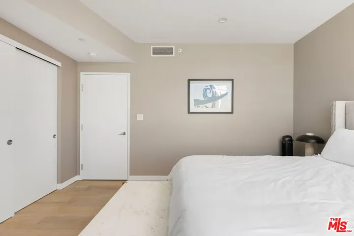 13600 Marina Pointe Drive 1906, Marina Del Rey, California 90292