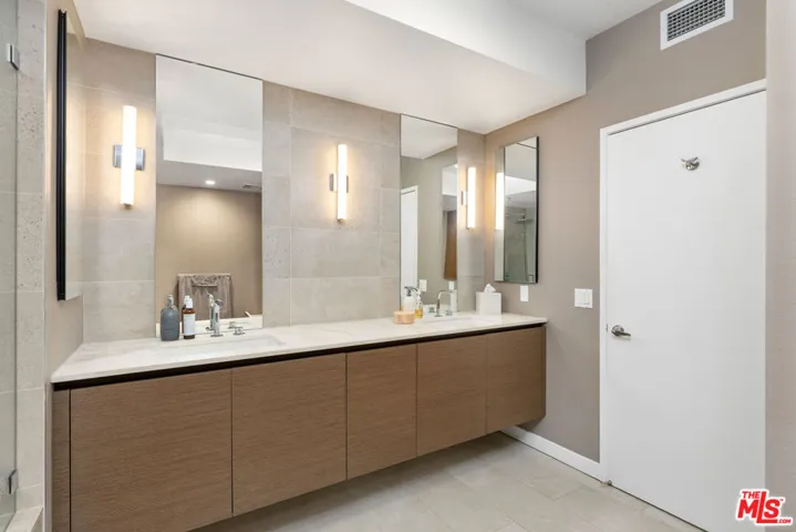13600 Marina Pointe Drive 1906, Marina Del Rey, California 90292