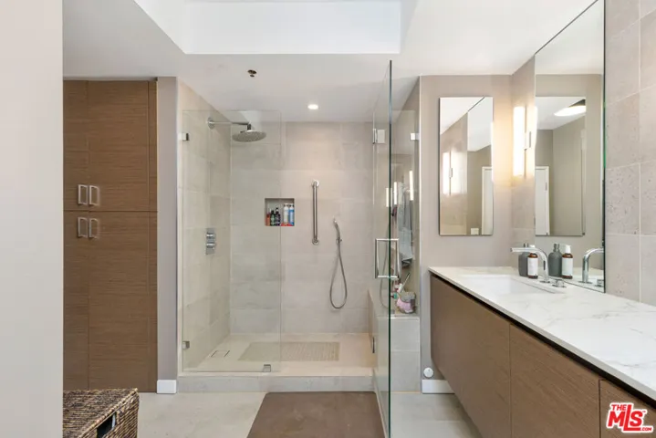 13600 Marina Pointe Drive 1906, Marina Del Rey, California 90292