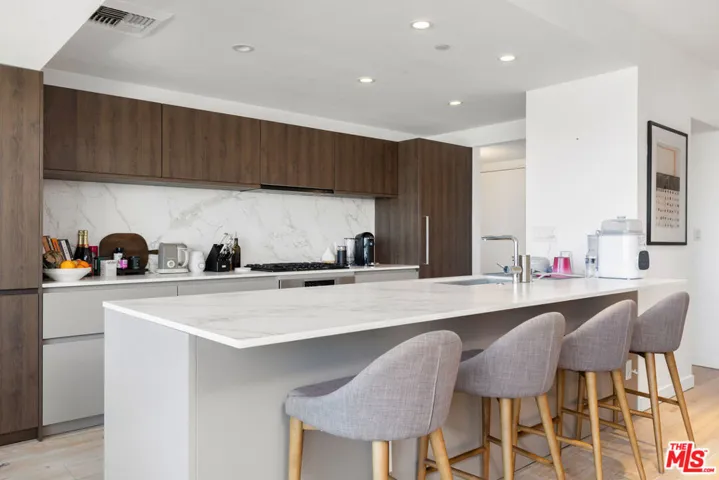 13600 Marina Pointe Drive 1906, Marina Del Rey, California 90292