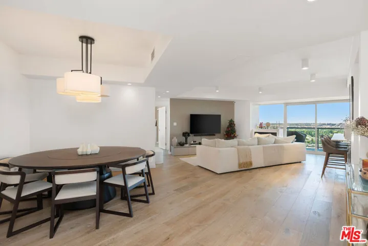 13600 Marina Pointe Drive 1906, Marina Del Rey, California 90292