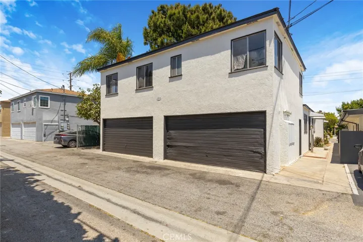 1515 N Hollywood, Burbank, California 91505