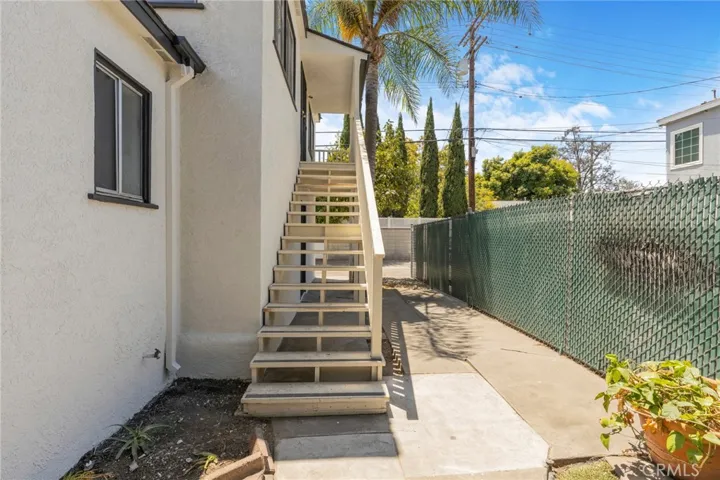 1515 N Hollywood, Burbank, California 91505