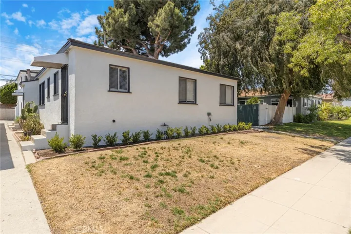1515 N Hollywood, Burbank, California 91505