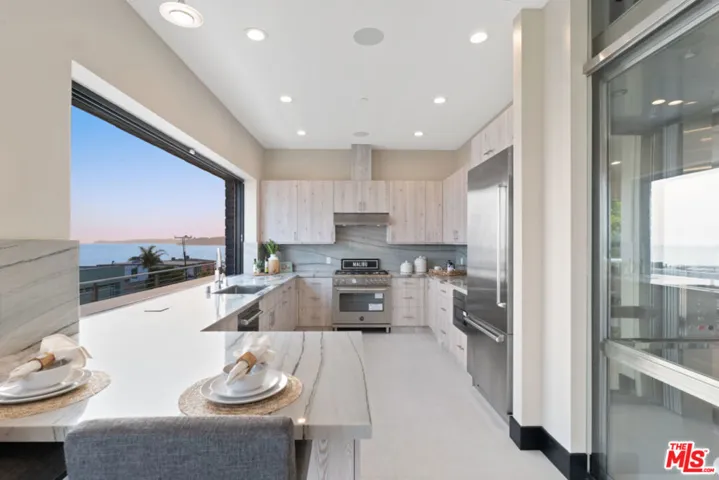 25411 Malibu Road, Malibu, California 90265