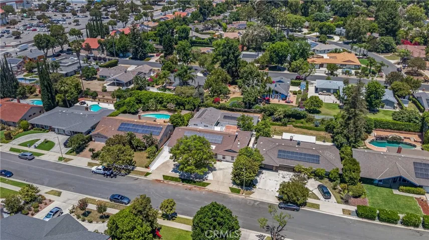 19243 Knapp, Northridge, California 91324