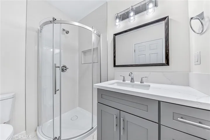 19243 Knapp, Northridge, California 91324