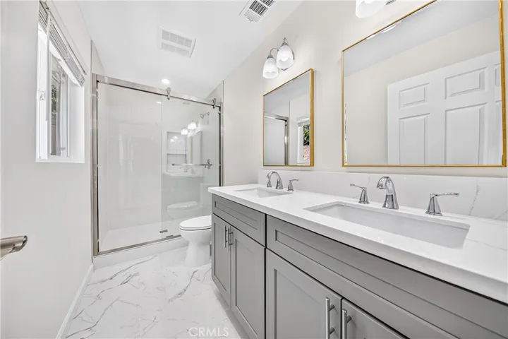 19243 Knapp, Northridge, California 91324