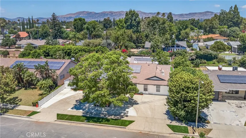 19243 Knapp, Northridge, California 91324