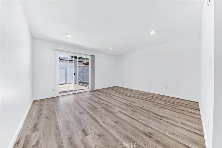 19243 Knapp, Northridge, California 91324