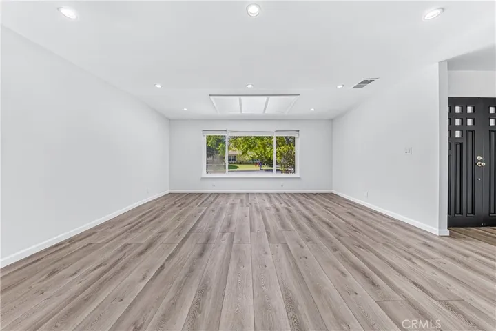 19243 Knapp, Northridge, California 91324