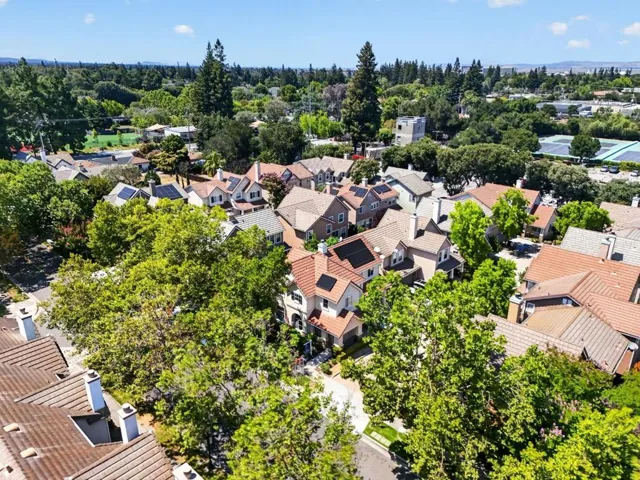 180 Espinosa Lane, Mountain View, California 94043